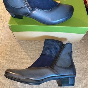 Navy Booties